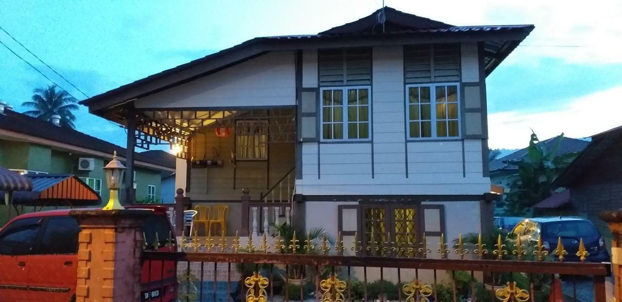 Teratak Opah Kamunting Hotel Tajping Kültér fotó
